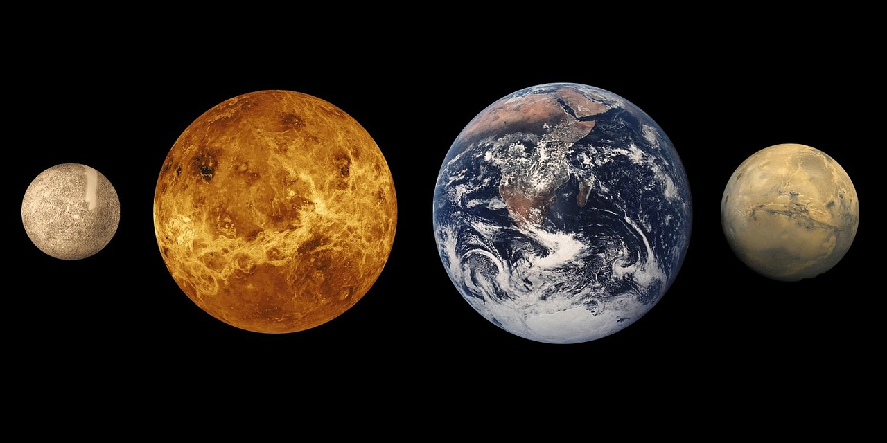 En la imagen aparecen los planetas rocosos: Mercurio, Venus, Tierra y Marte.