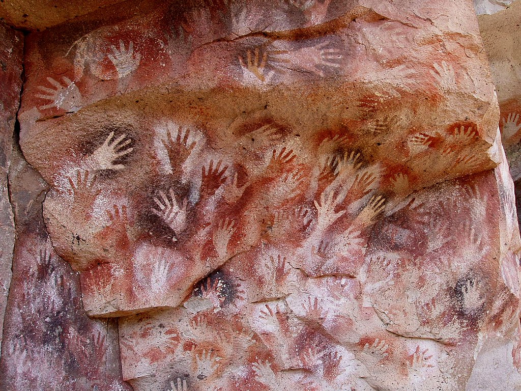 Impresiones en la Cuevas de las Manos sobre el Río Pinturas en la provincia de Santa Cruz, Argentina. Impresiones en la Cuevas de las Manos sobre el Río Pinturas en la provincia de Santa Cruz, Argentina.