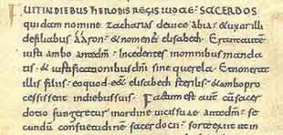 Página de texto del Evangelio de Lucas, escrito en minúscula carolingia.