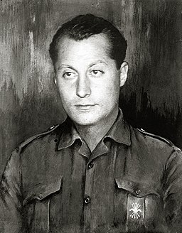 José Antonio Primo de Rivera en 1934 Fotografía de José Antonio Primo de Rivera tomada en 1934 con uniforme de Falange