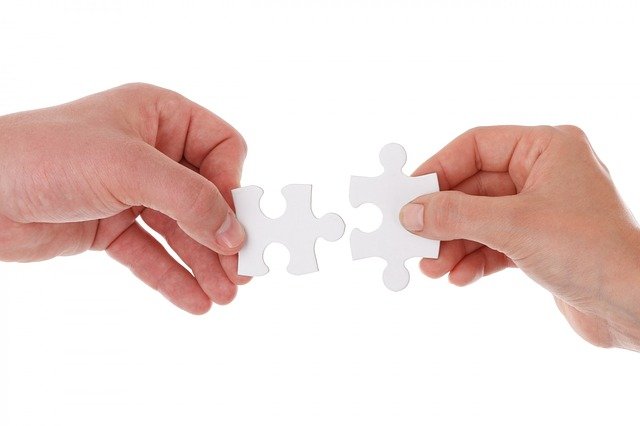 Unión de dos piezas de puzzle