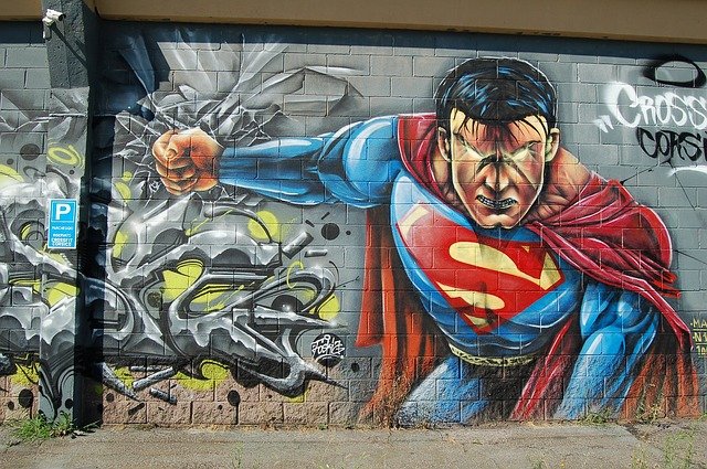 Grafiti con la figura de Superman