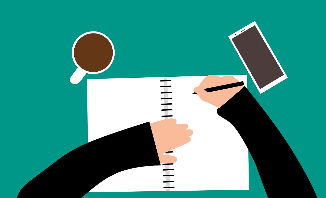 ilustración de una mano escribiendo en un documento