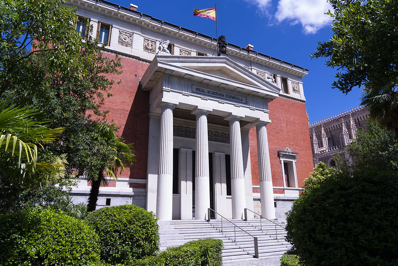 Fachada de la sede de la Real Academia Española Fachada de la Real Academia Española