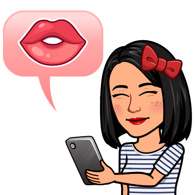 Dibujo creado con bitemoji, de Silvia enviando un beso por whatsapp